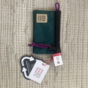 Accessory Bag Micro in Botanic Green/Black